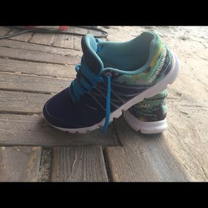 PRICE DROP! Need to get items out, to get new in!